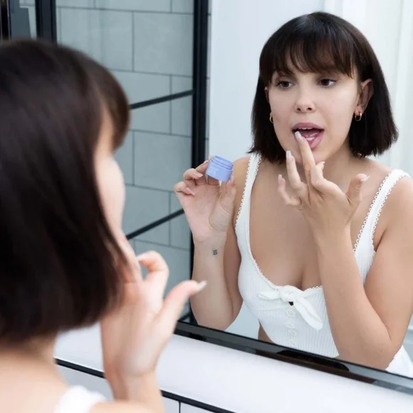 NWT florence by mills Pout Party Coffee Lip Scrub - Picture 5 of 5